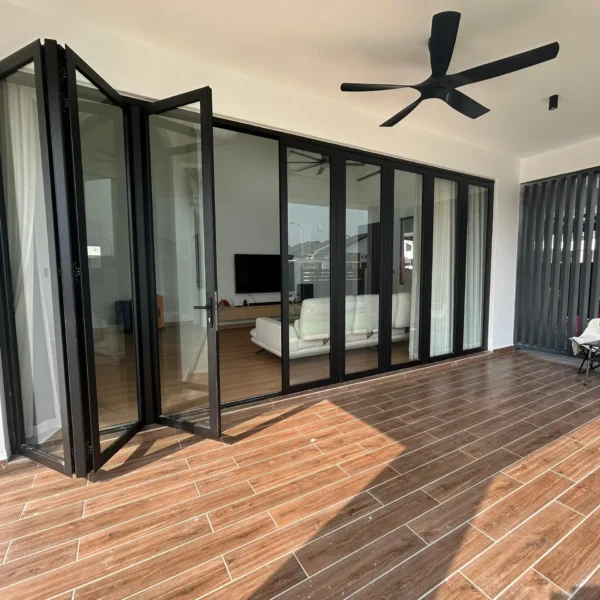 Alternative view of Aluminium Folding Door